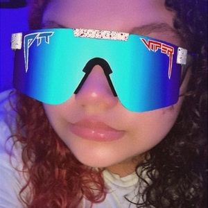 Meet your Posher, Eliana